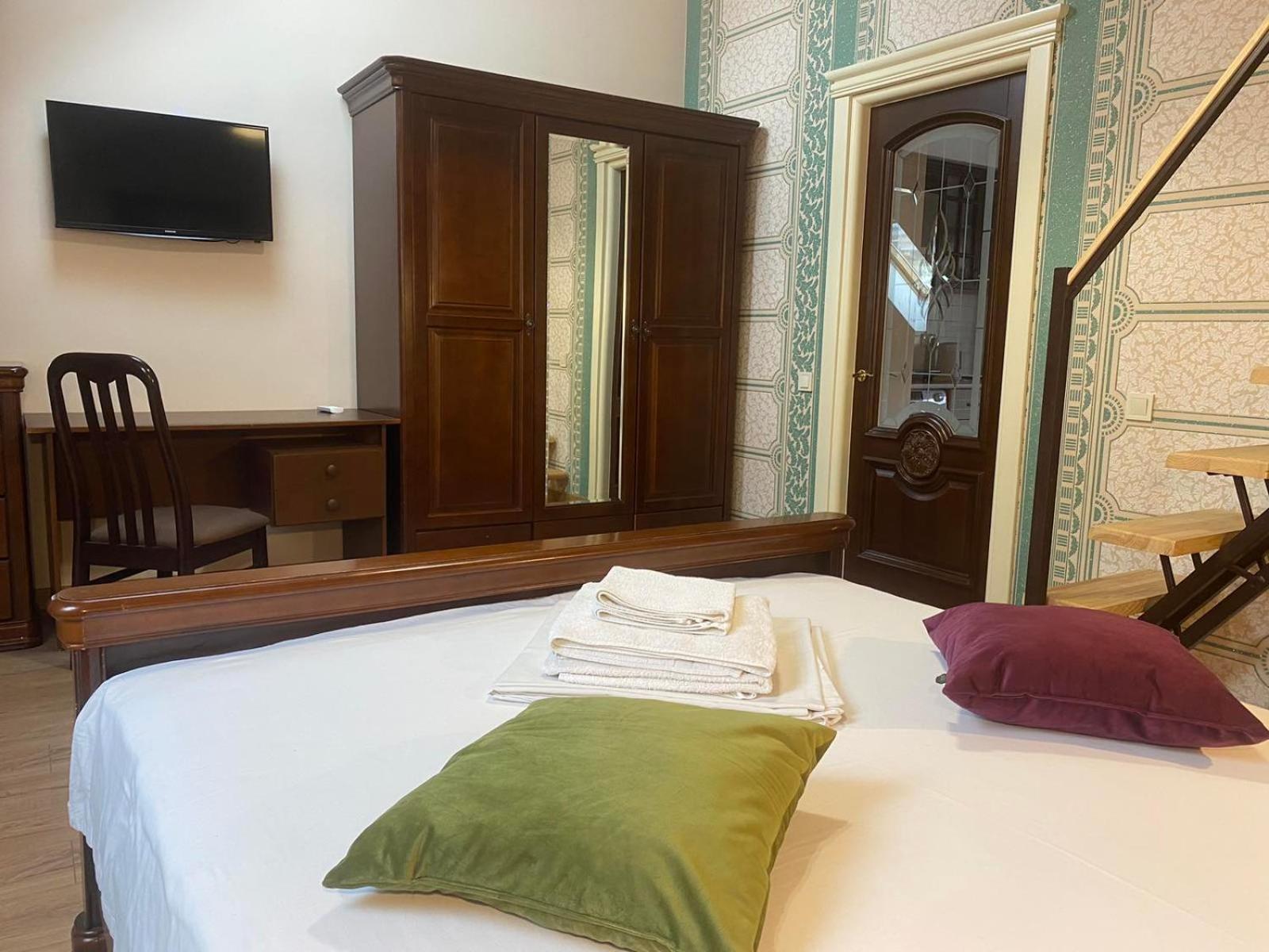 Apart Yaroslava Osmomysla 9 Square - City Center Lviv Eksteriør bilde