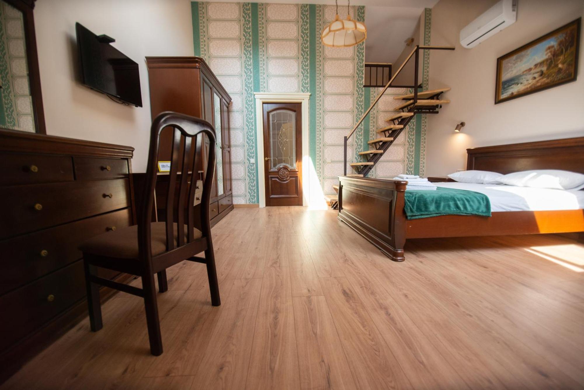 Apart Yaroslava Osmomysla 9 Square - City Center Lviv Eksteriør bilde
