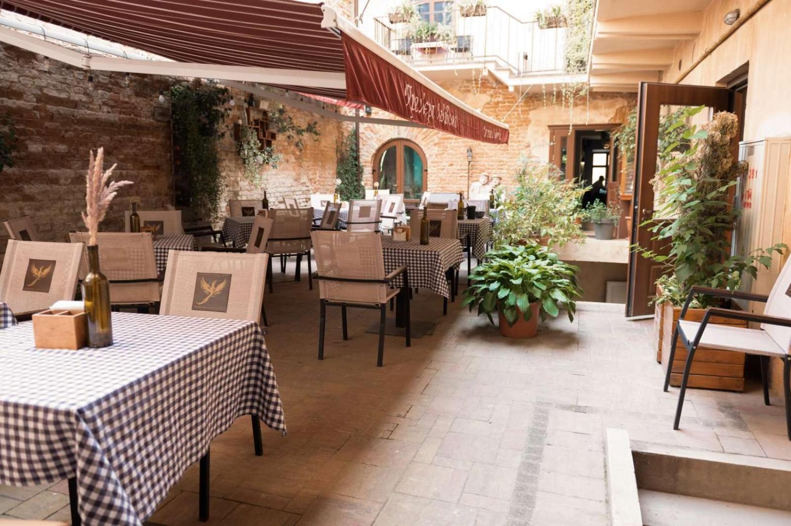 Apart Yaroslava Osmomysla 9 Square - City Center Lviv Eksteriør bilde