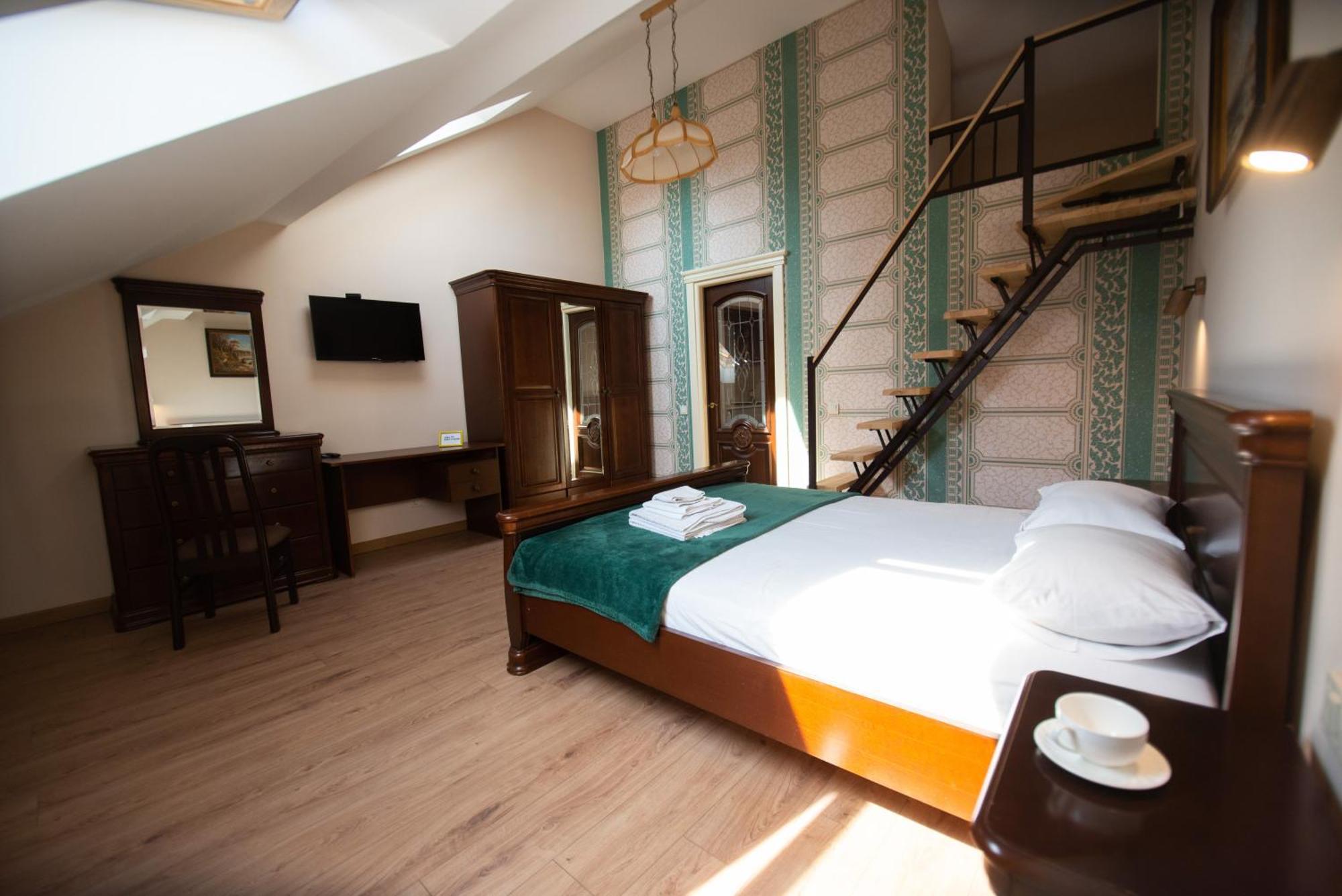 Apart Yaroslava Osmomysla 9 Square - City Center Lviv Eksteriør bilde