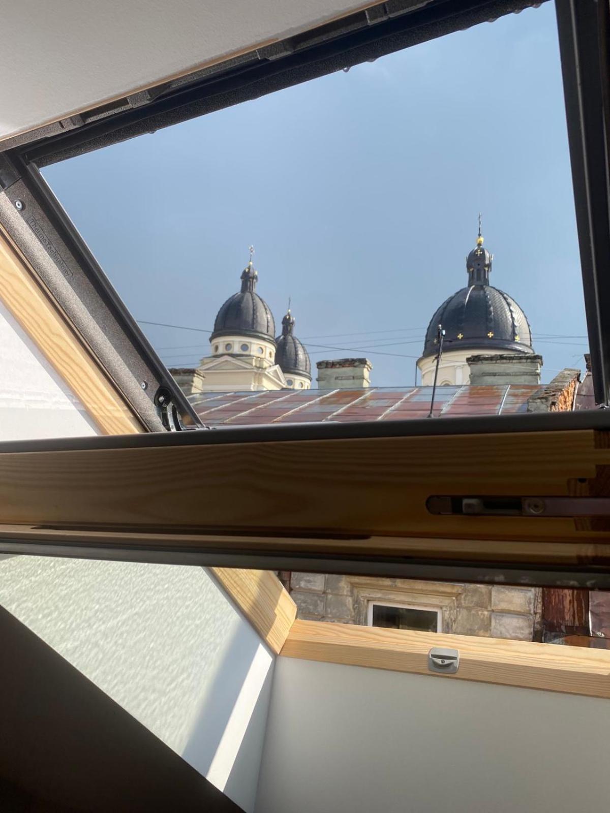 Apart Yaroslava Osmomysla 9 Square - City Center Lviv Eksteriør bilde